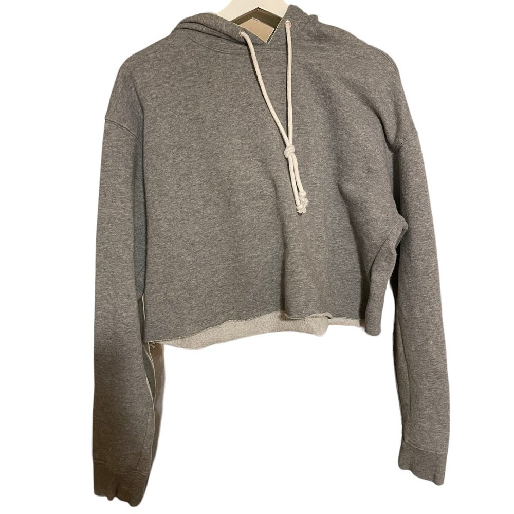 Grey Cropped Wilde Fable Sweatshirt